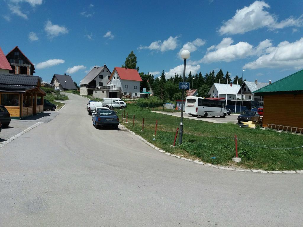 Guesthouse Durmitor Magic Žabljak Exteriör bild